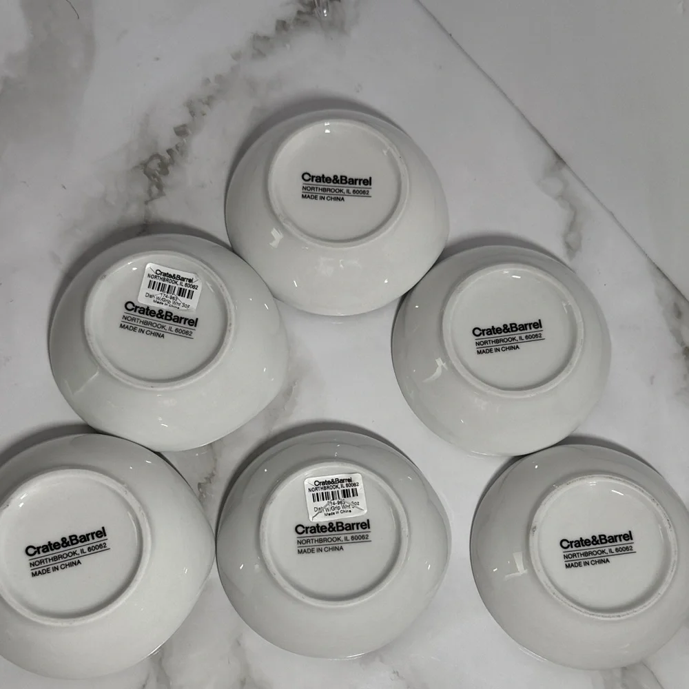 Crate&Barrel Sauce Bowls with Gold Bird Design. Brand New !!! (6)